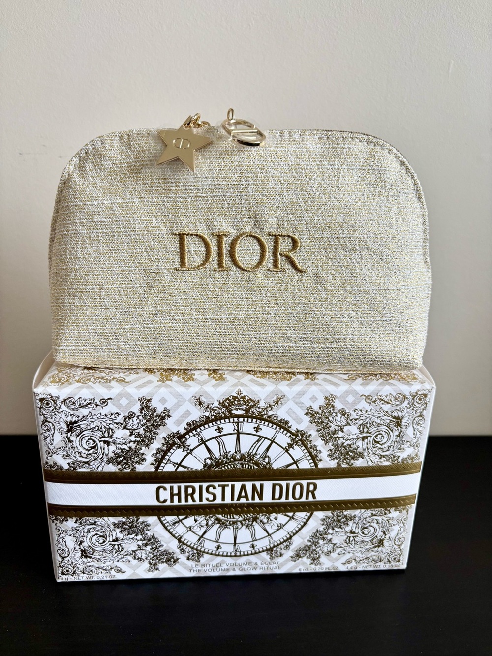 ✨NIB✨ Dior Beauty Gold Cosmetic Pouch